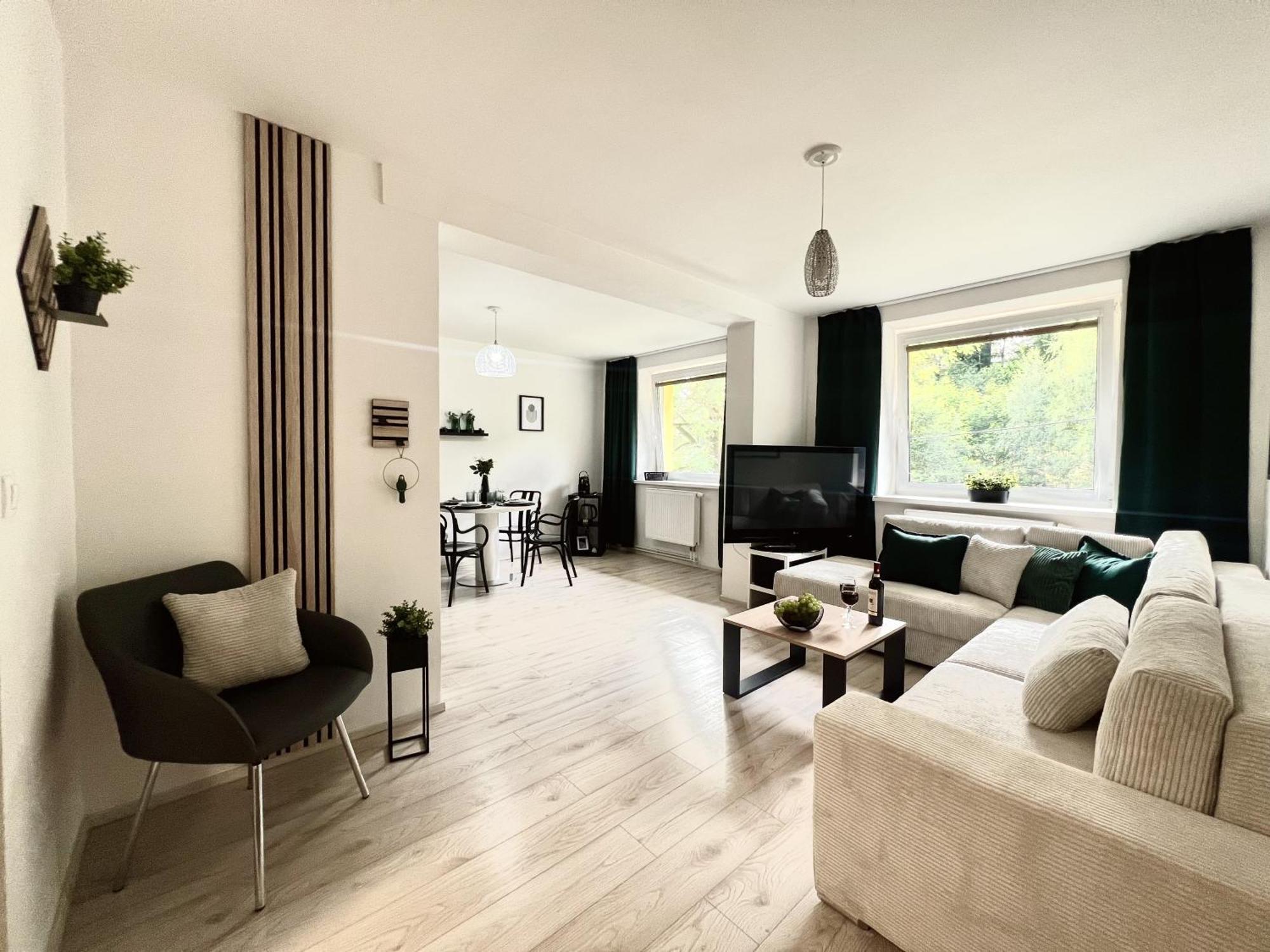 Apartment New Forest Retreat - U Lesa, S Parkovanim, 300mbit Internet